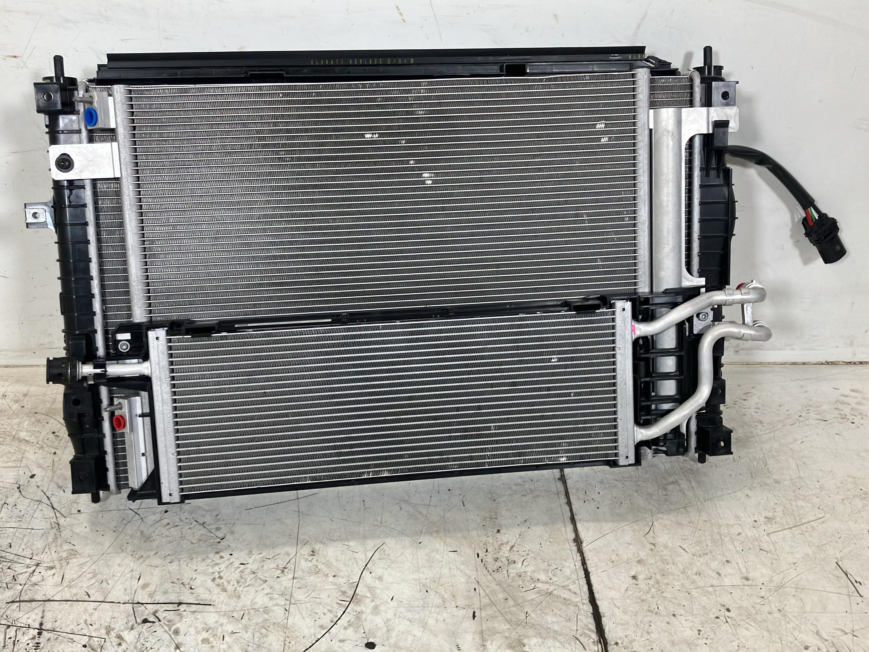 Paquet de radiateurs sans support de serrure CITROEN Jumpy Kasten (V) e-Jumpy HYDROGEN  100 kW  136 PS (10.2024-> )