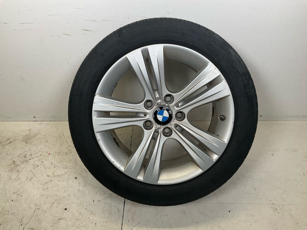 Entire wheel BMW 3er Touring (F31) 320d xDrive  140 kW  190 PS (07.2015-> )