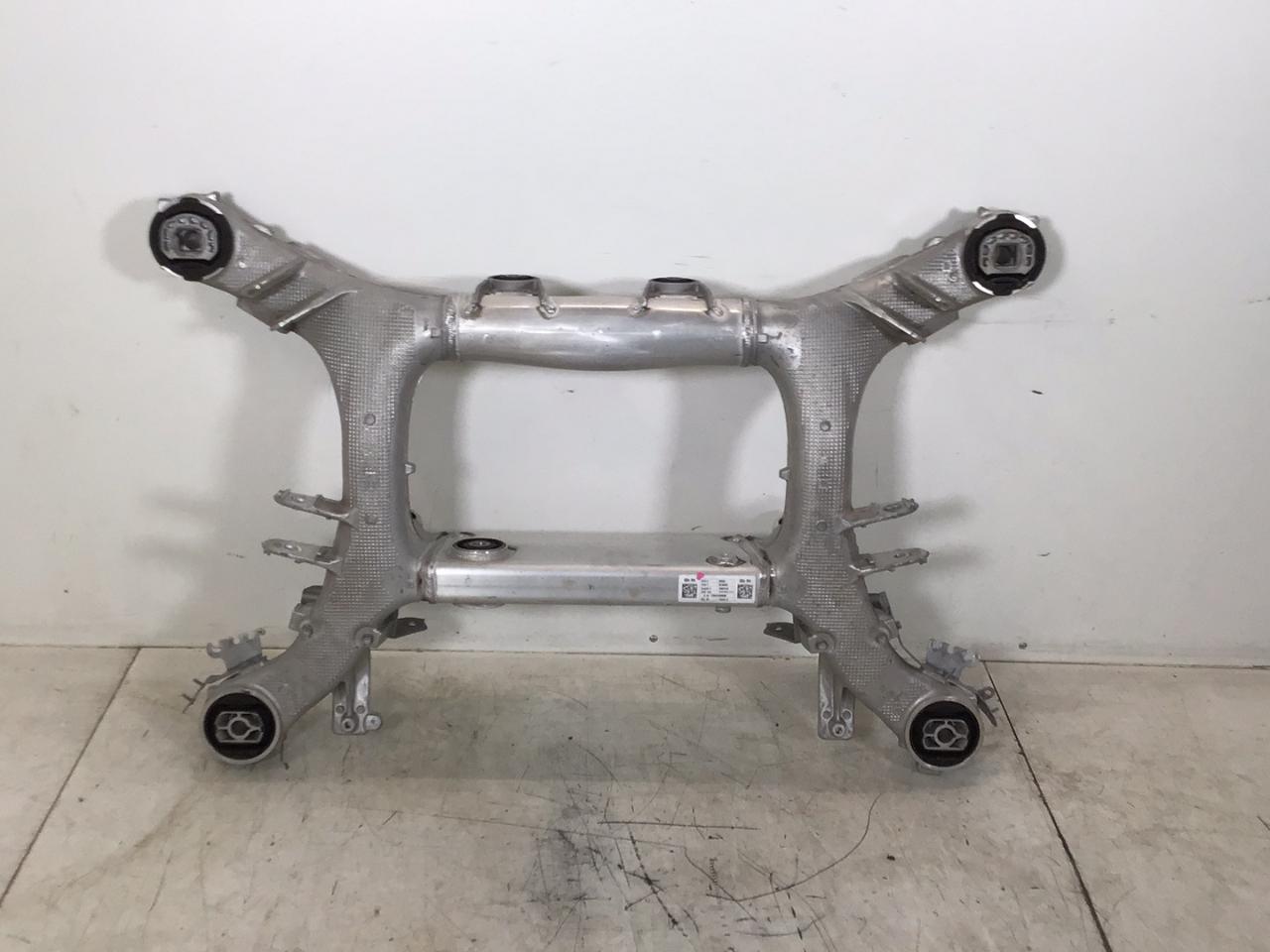 Corps d'essieu arrière BMW X5 (G05, F95) 50e Plug-in-Hybrid xDrive  360 kW  489 PS (04.2023-> )