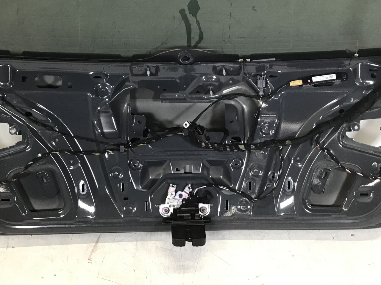 Achterklep / kofferdeksel AUDI A3 Sportback (8V) 1.4 TFSI  110 kW  150 PS (05.2014-> )