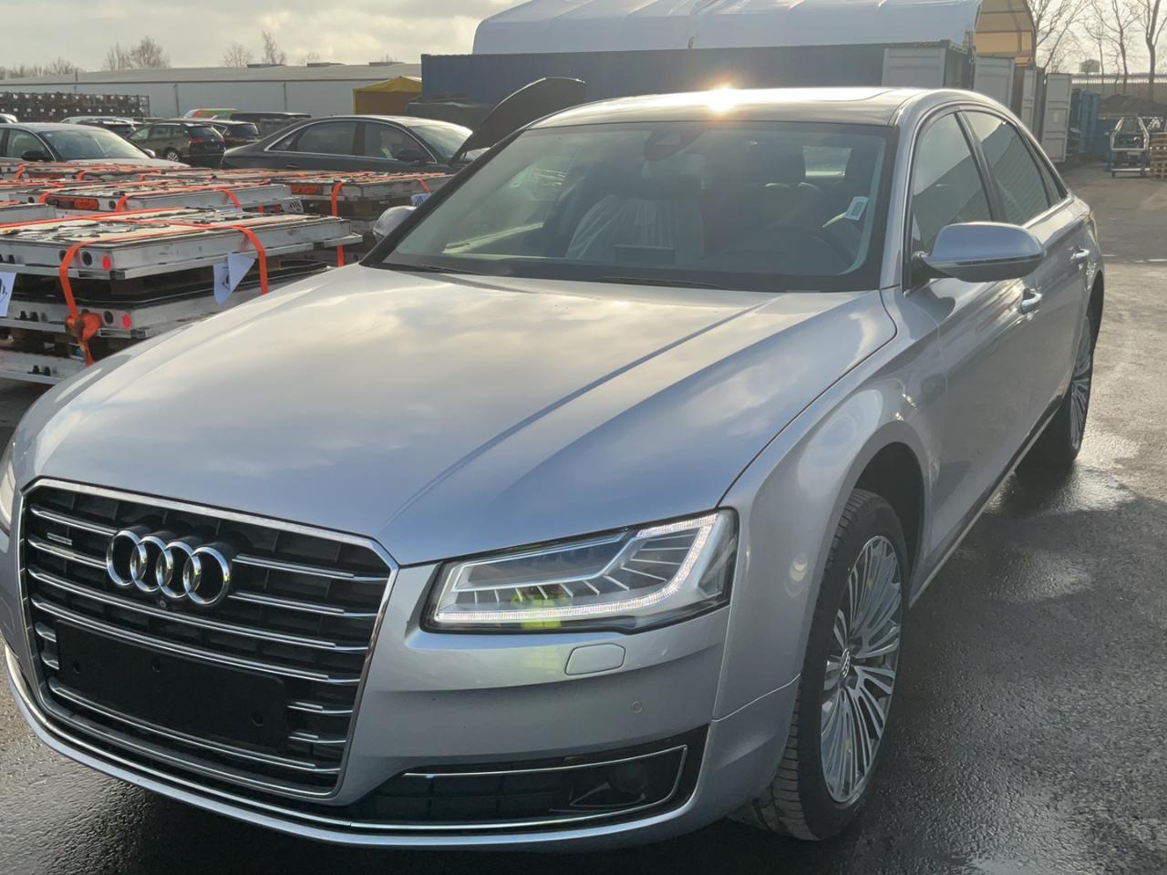 AUDI A8 (4H) 3.0 TDI quattro