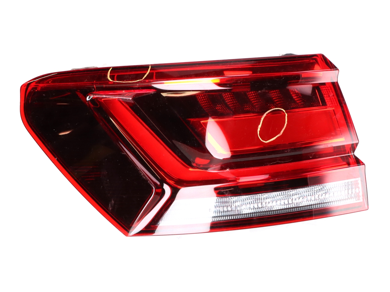 Feu arrière extérieur gauche VW Touareg III (CR7) 3.0 TSI 4motion  250 kW  340 PS (03.2018-> ) Feu arrière extérieur gauche VW Touareg III (CR7) 3.0 TSI 4motion  250 kW  340 PS (03.2018-> )