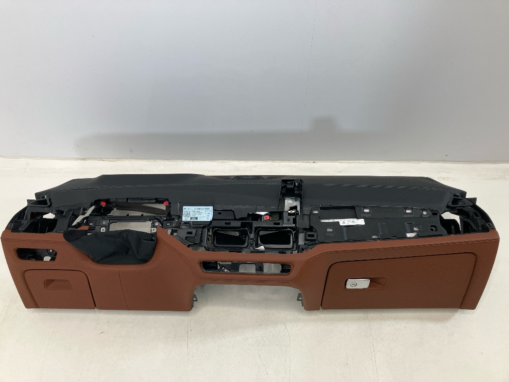 Dashboard BMW X7 (G07) xDrive 40d Mild-Hybrid  259 kW  352 PS (07.2022-> )