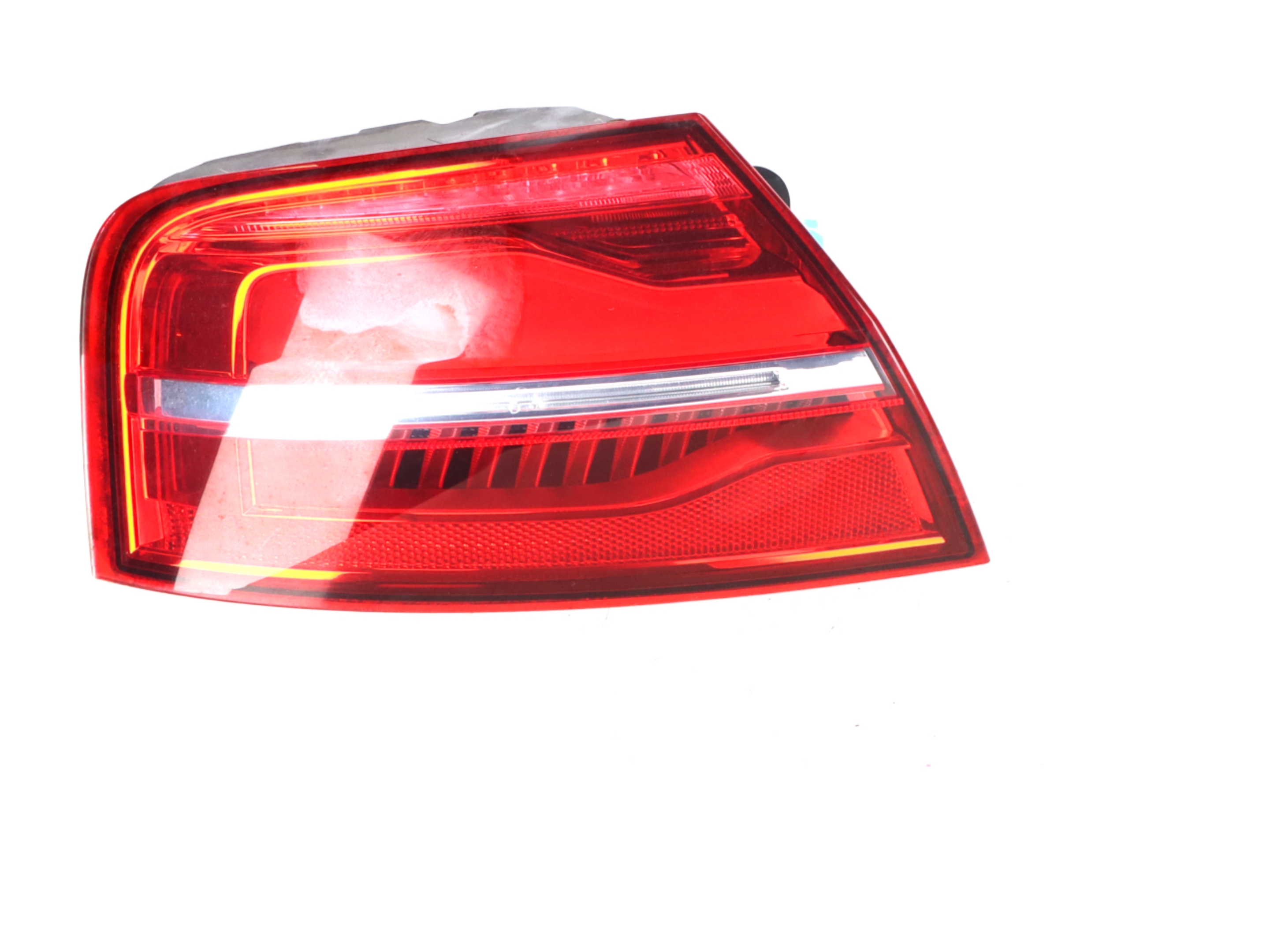 Tylne światło lewa zewnętrzna AUDI A8 (4H) 3.0 TDI quattro  190 kW  258 PS (10.2013-01.2018)