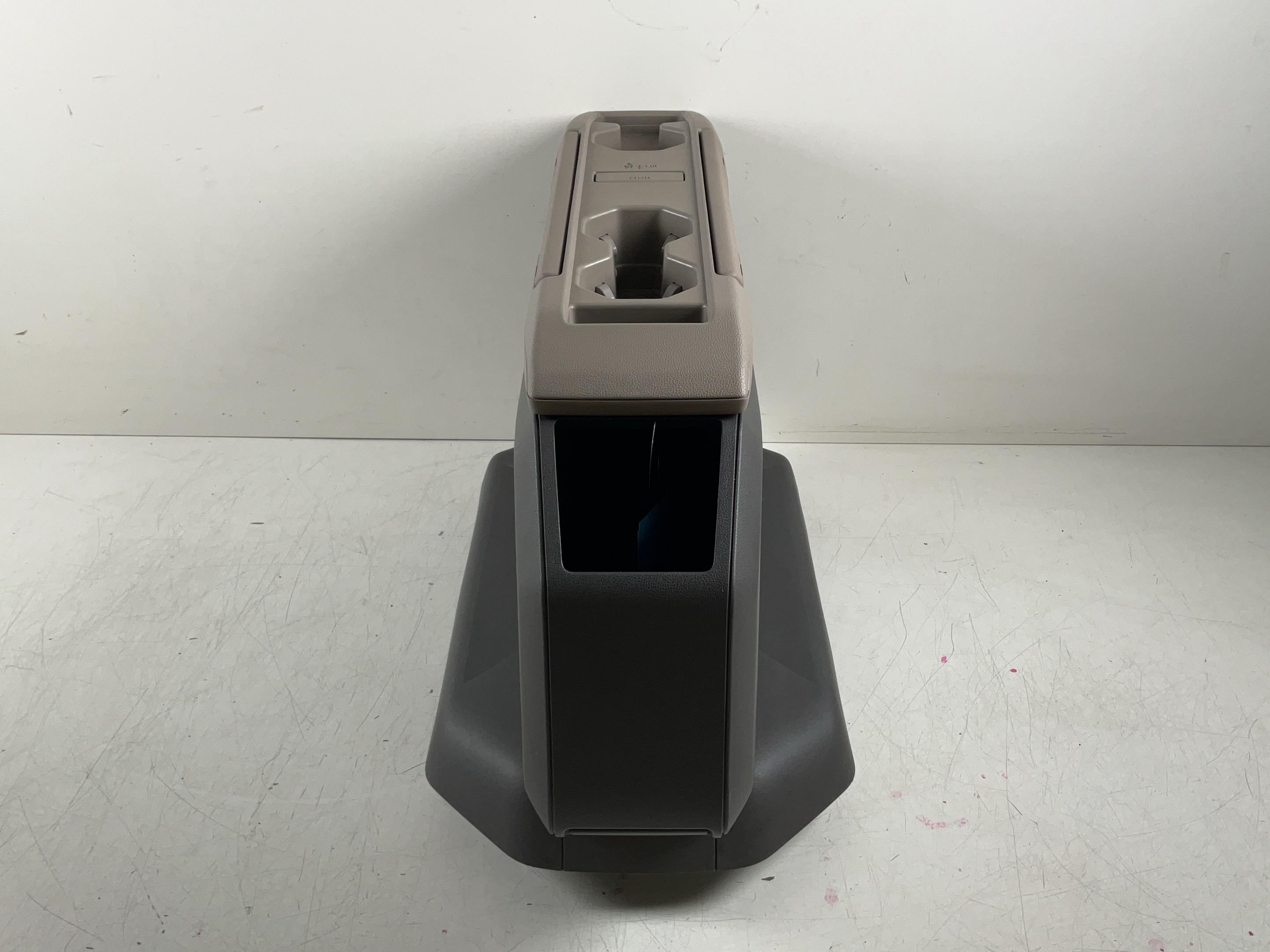 Console centrale VW Transporter T7 Multivan 1.5 TSI  100 kW  136 PS (10.2021-> )