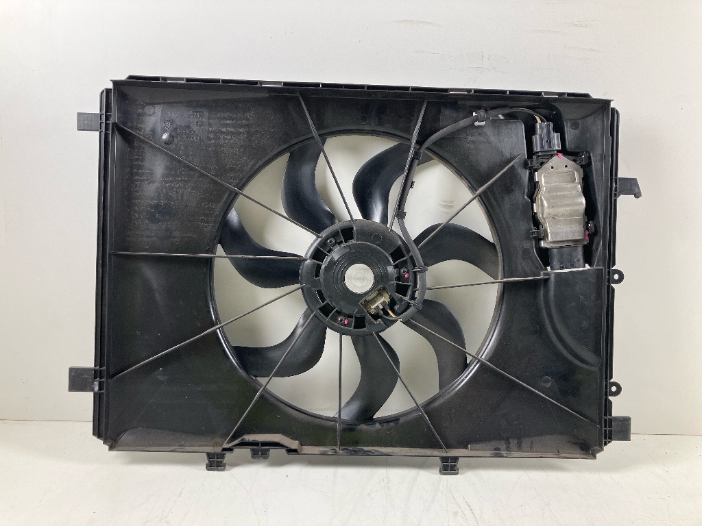 Elektrolüfter MERCEDES-BENZ GLA (X156) GLA 180  90 kW  122 PS (02.2015-> ) Elektrolüfter MERCEDES-BENZ GLA (X156) GLA 180  90 kW  122 PS (02.2015-> )