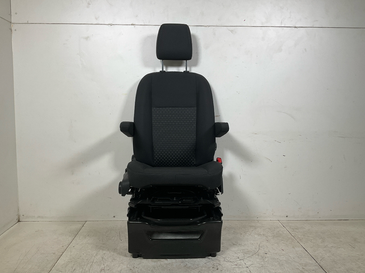 Seat right front FORD Transit V363 Pritsche/Fahrgestell (FED, FFD) 2.0 TDCi  125 kW  170 PS (03.2016-> )