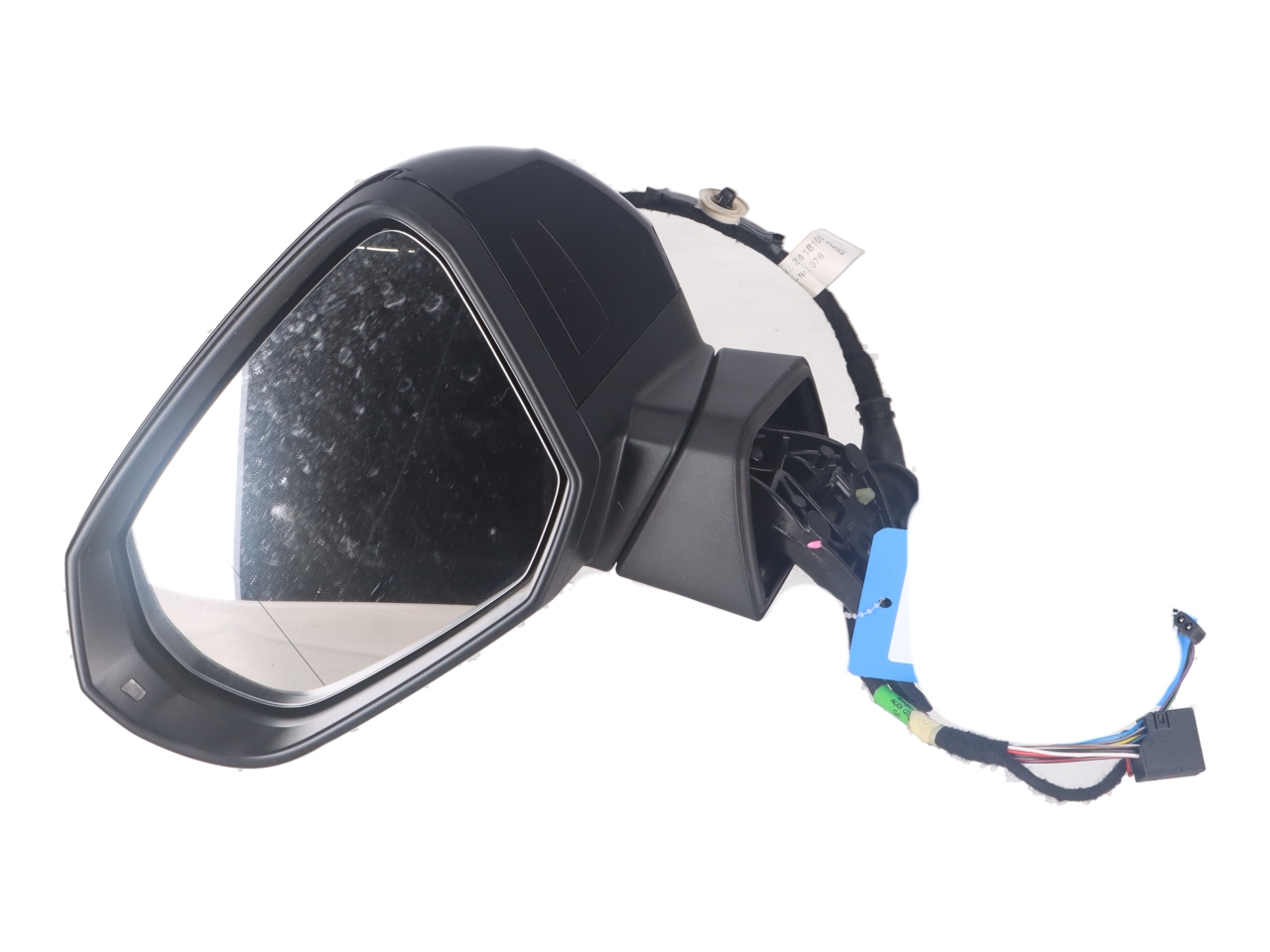Side mirror left AUDI Q3 (F3B) 35 TDI  110 kW  150 PS (09.2018-> ) Side mirror left AUDI Q3 (F3B) 35 TDI  110 kW  150 PS (09.2018-> )