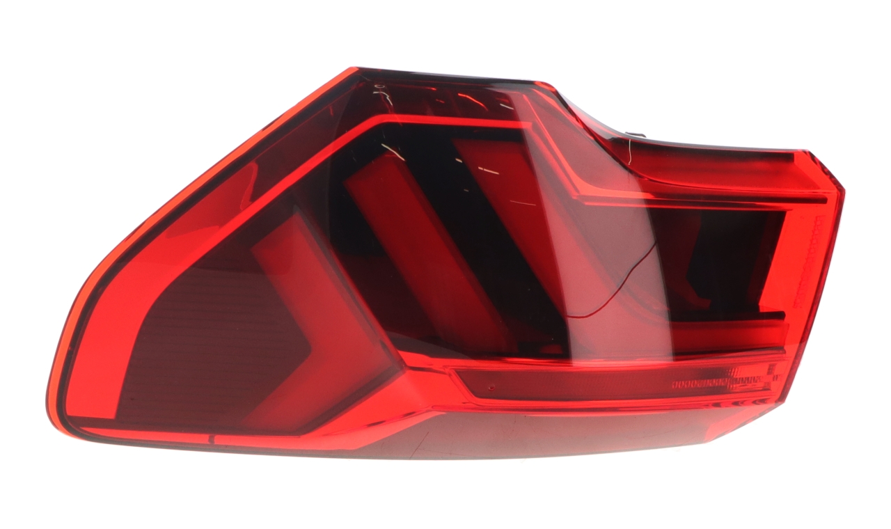 Tail-lamp right outside AUDI Q3 (F3B) 35 TFSI  110 kW  150 PS (08.2018-> ) Tail-lamp right outside AUDI Q3 (F3B) 35 TFSI  110 kW  150 PS (08.2018-> )