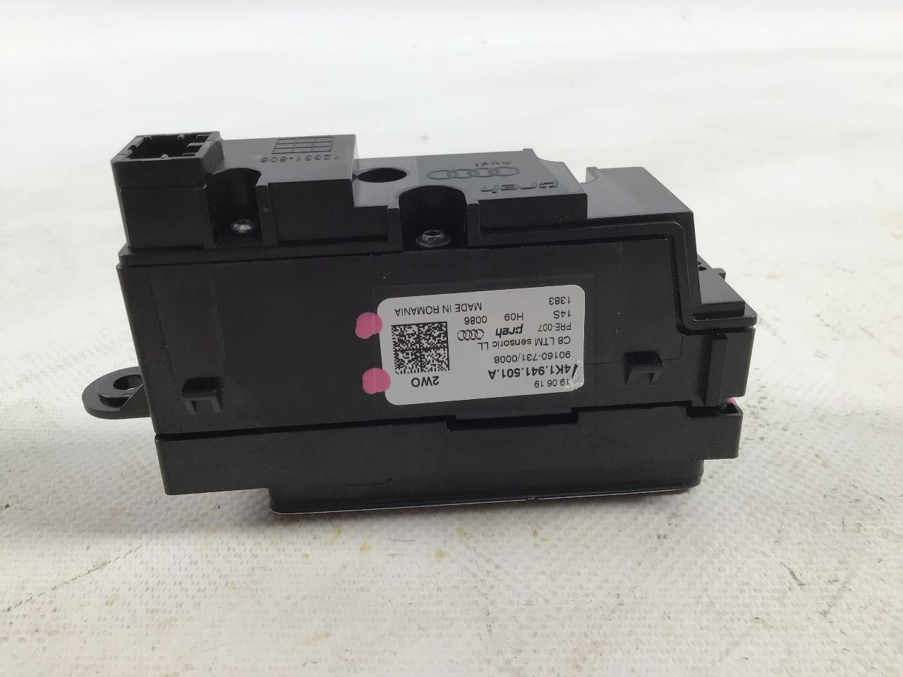 Schalter für Licht AUDI e-tron (GEN) Electric quattro  300 kW  408 PS (09.2018-> ) Schalter für Licht AUDI e-tron (GEN) Electric quattro  300 kW  408 PS (09.2018-> )