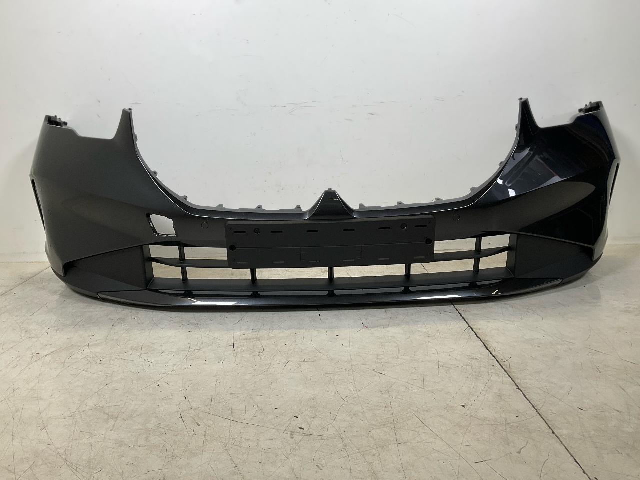 Bumper front BMW 5er (G60) 520d Mild-Hybrid  128 kW  174 PS (07.2023-> ) Bumper front BMW 5er (G60) 520d Mild-Hybrid  128 kW  174 PS (07.2023-> )