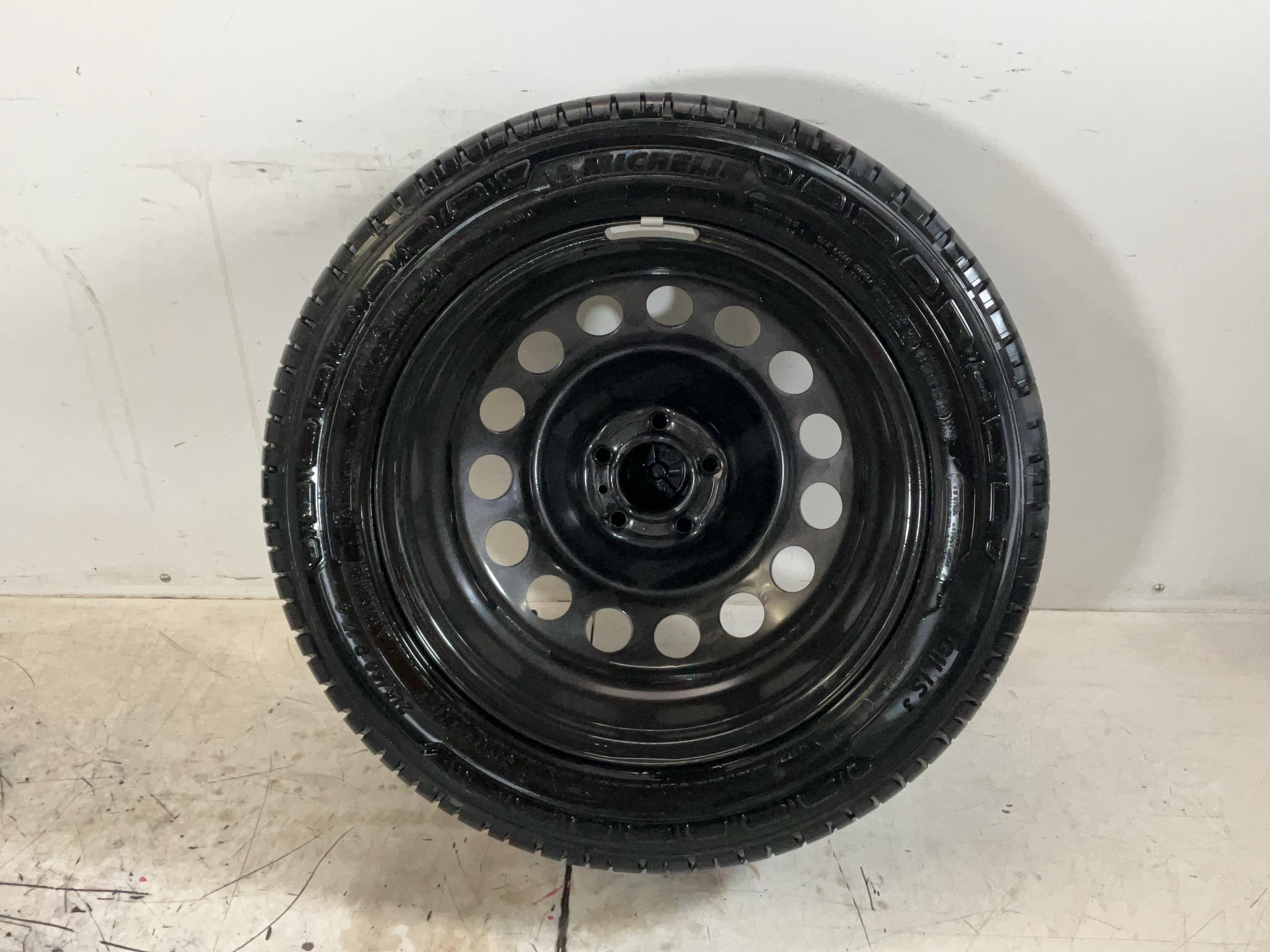 Entire wheel PEUGEOT Expert III Kasten (V) E-Expert Hydrogen  100 kW  136 PS (10.2024-> )