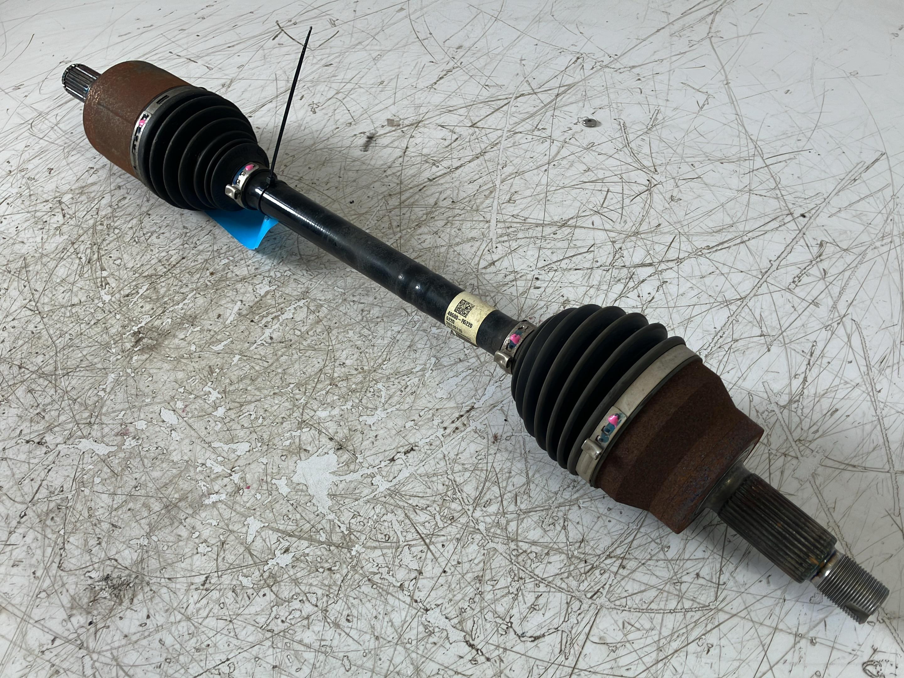Drive shaft left front HYUNDAI Santa Fe IV (TM, TMA) 2.5 MPi  132 kW  180 PS (07.2021-> )