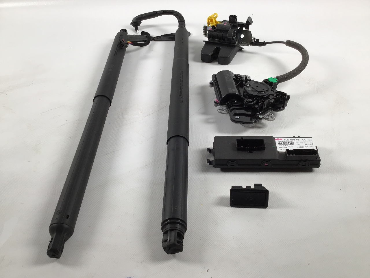 Set pentru hayon electric VW Tiguan II (AD) 2.0 TSI R 4motion  235 kW  320 PS (11.2020-> )