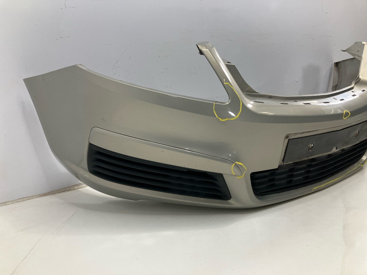 Stoßstange vorne OPEL Zafira B (A05) 2.0  177 kW  241 PS (01.2006-12.2010)