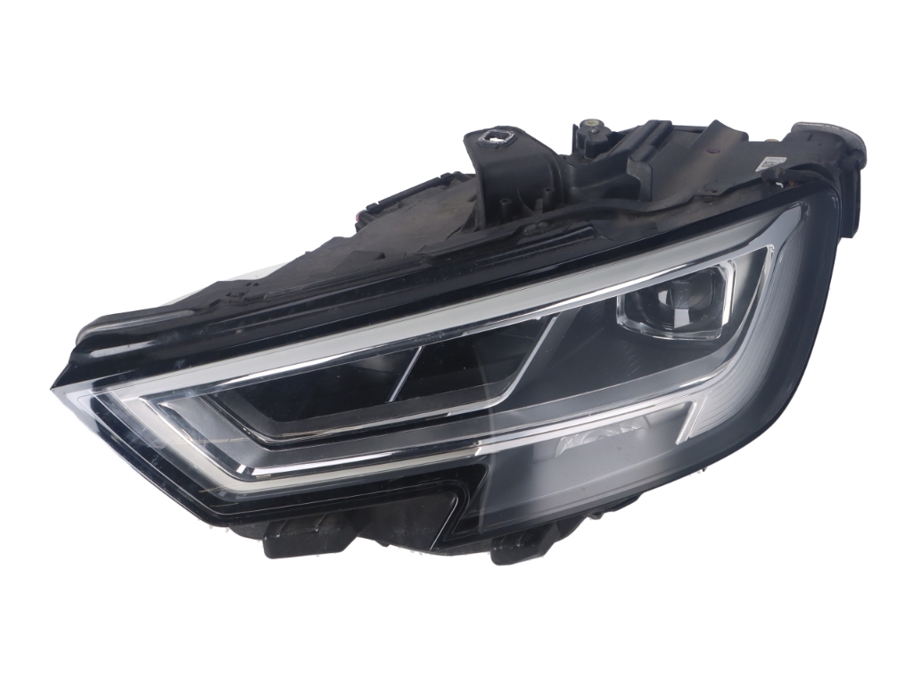 Phare principal gauche AUDI A3 Limousine (8V) 2.0 TDI  110 kW  150 PS (10.2013-> )