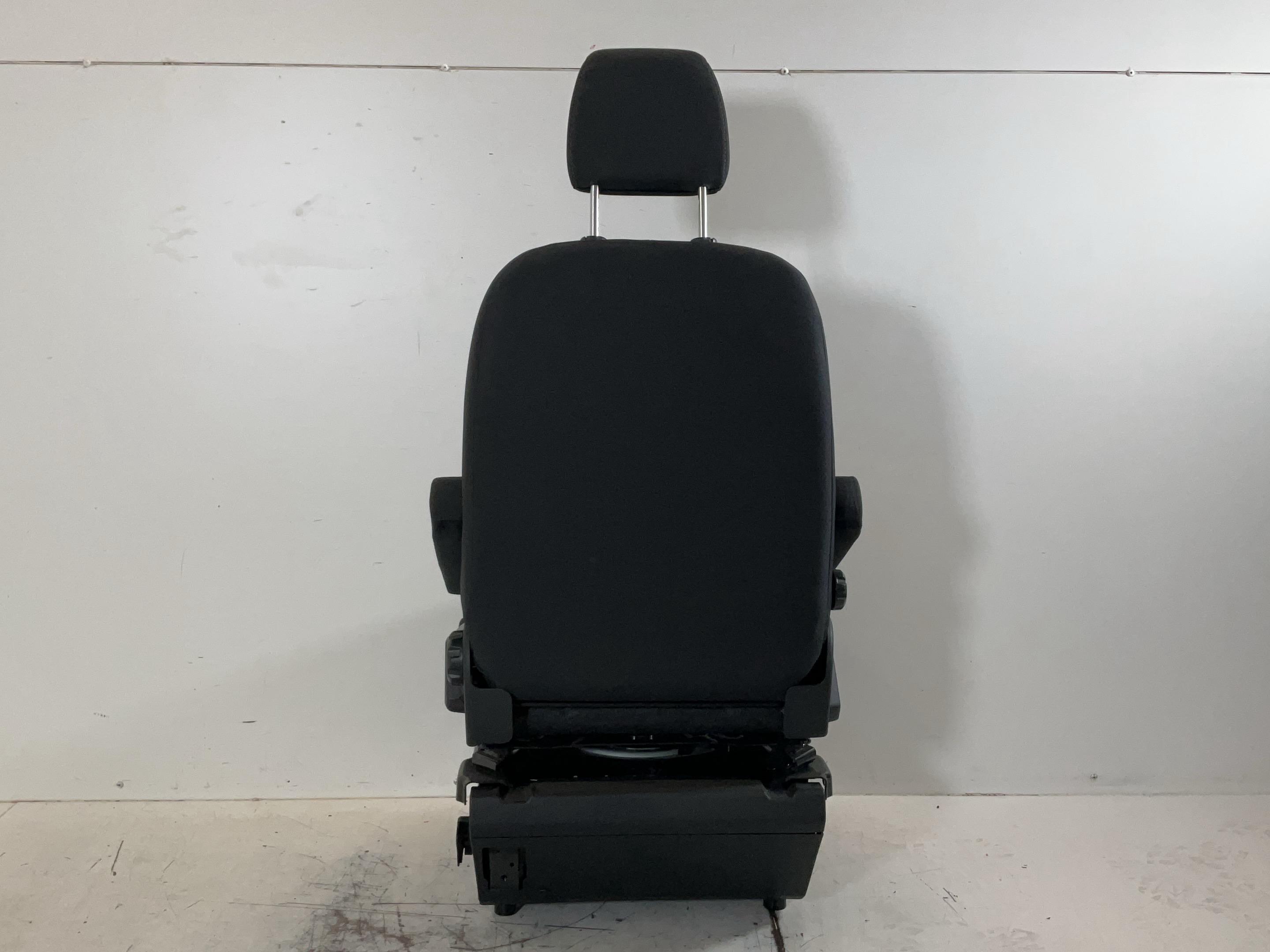 Seat left front FORD Transit V363 Pritsche/Fahrgestell (FED, FFD) 2.0 EcoBlue  121 kW  165 PS (07.2023-> )
