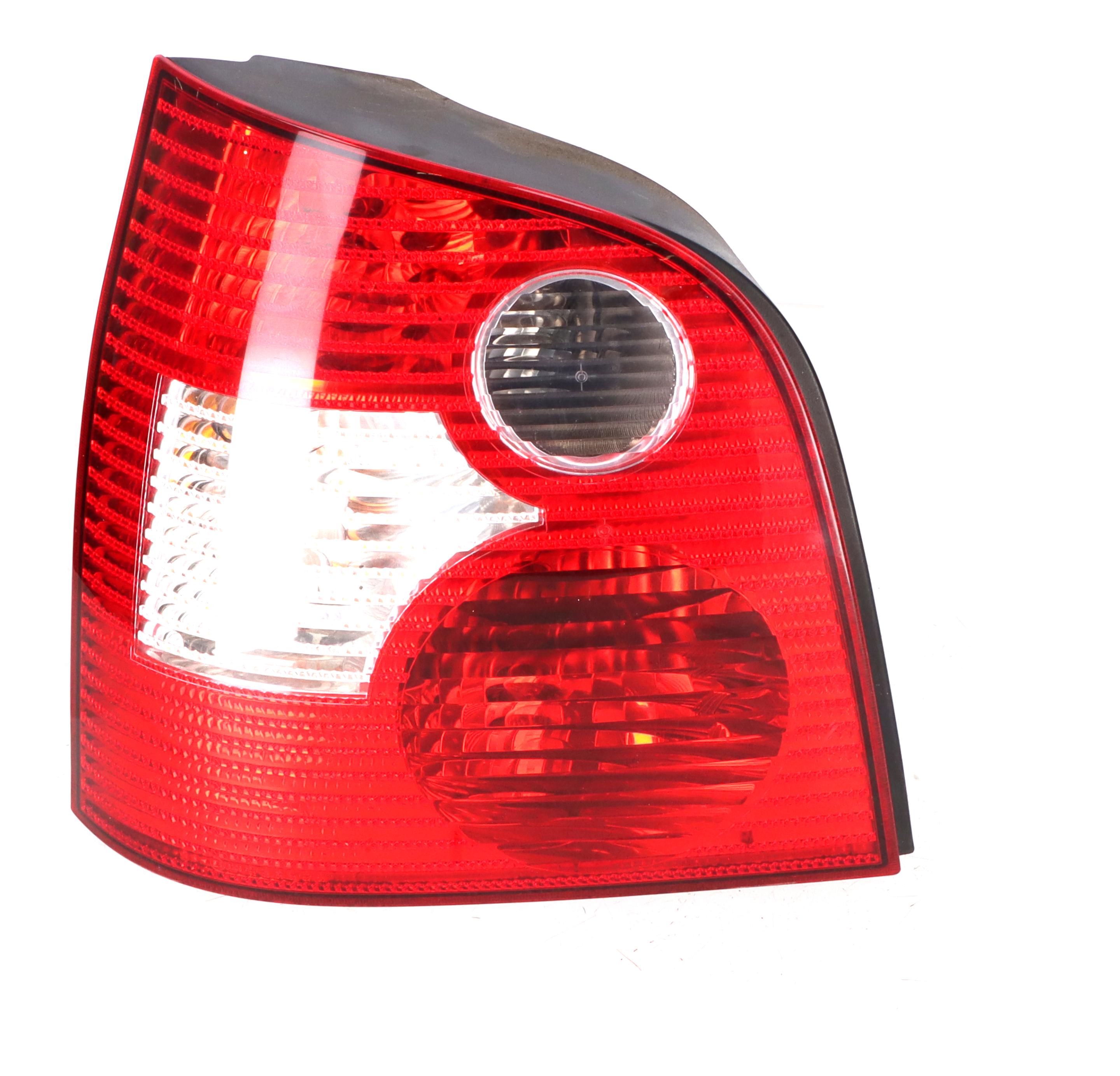Lampă spate stânga VW Polo IV (9N, 9A) 1.2  47 kW  64 PS (10.2001-07.2007)