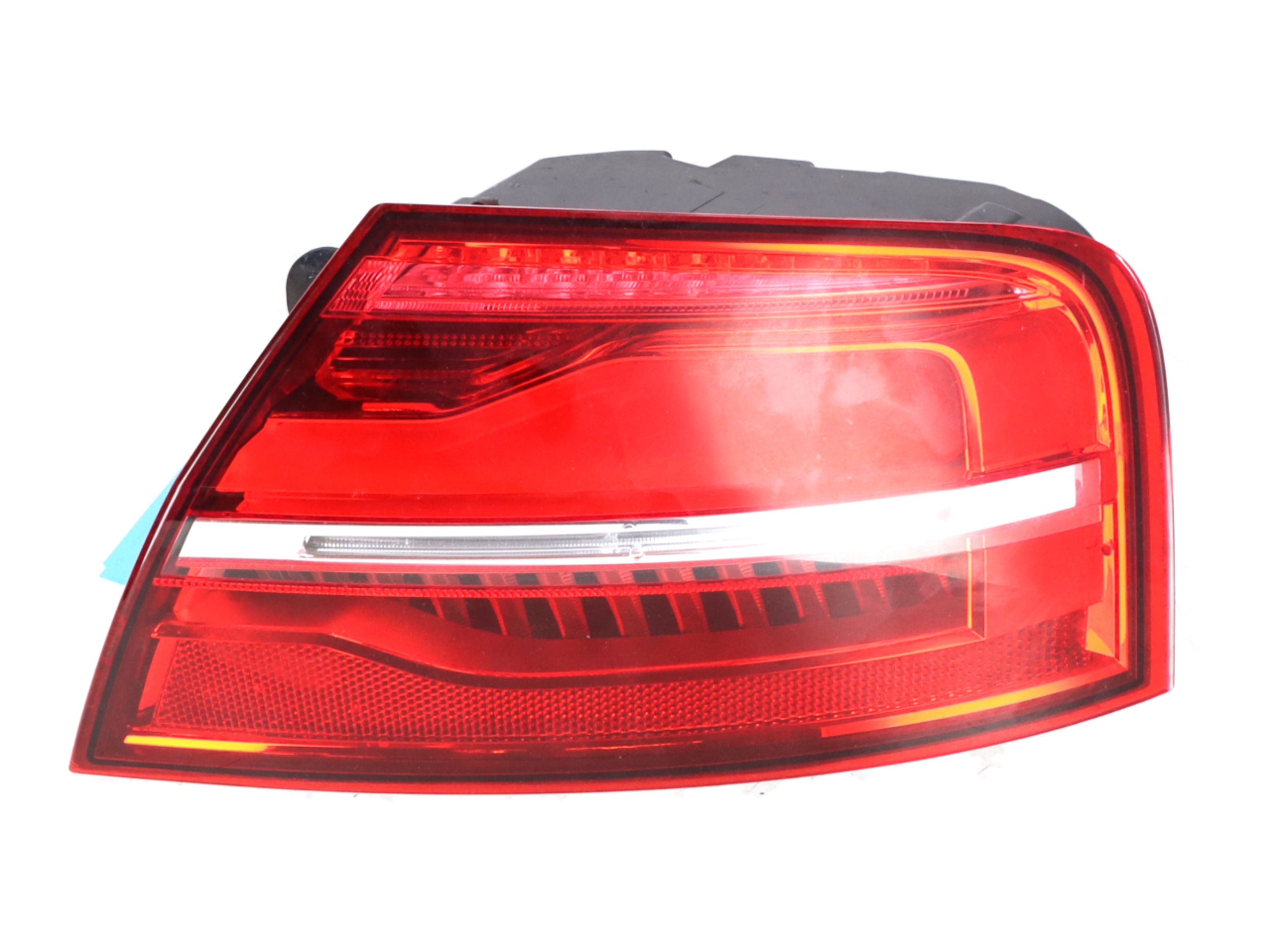 Tylne światło prawa zewnętrzna AUDI A8 (4H) 3.0 TDI quattro  190 kW  258 PS (10.2013-01.2018)
