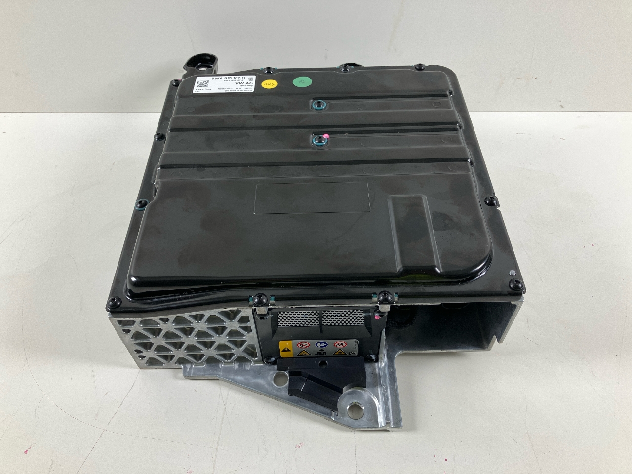 48V-Batterie VW Golf VIII (CD) 1.5 eTSI  96 kW  131 PS (11.2020-> ) 48V-Batterie VW Golf VIII (CD) 1.5 eTSI  96 kW  131 PS (11.2020-> )