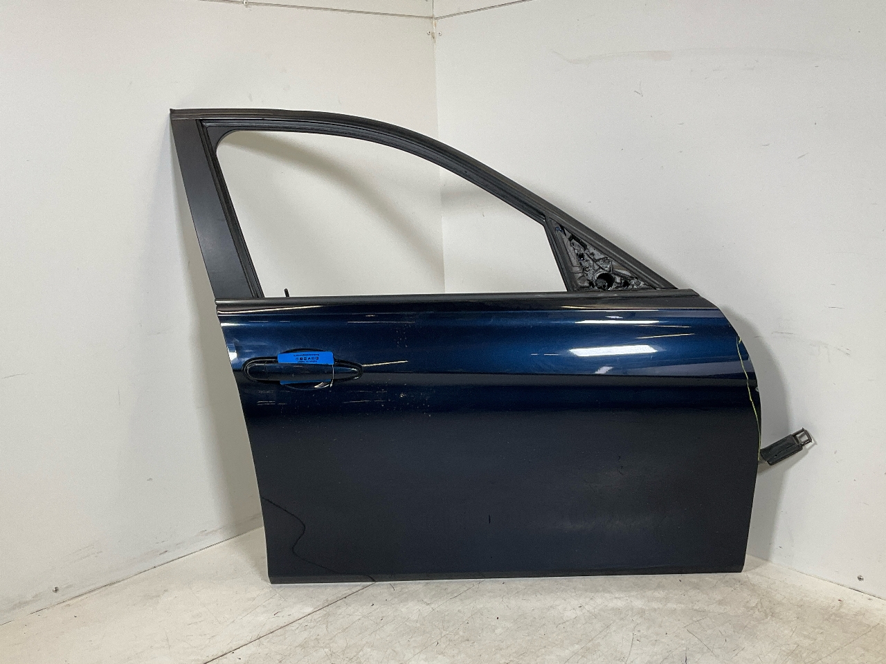 Porte avant droit BMW 3er (F30, F80) 320i  135 kW  184 PS (03.2012-10.2018)