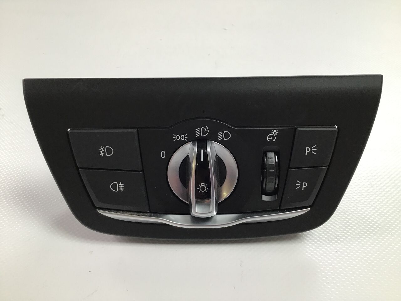Switch for headlight BMW X3 (G01, F97) xDrive 30i  185 kW  252 PS (08.2017-> )