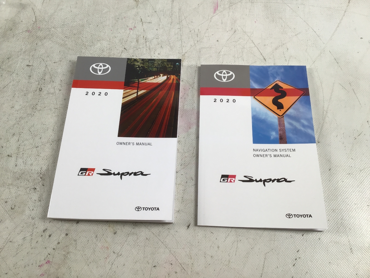 Bordbuch TOYOTA Supra (DB) 3.0 GR  250 kW  340 PS (03.2019-> ) Bordbuch TOYOTA Supra (DB) 3.0 GR  250 kW  340 PS (03.2019-> )