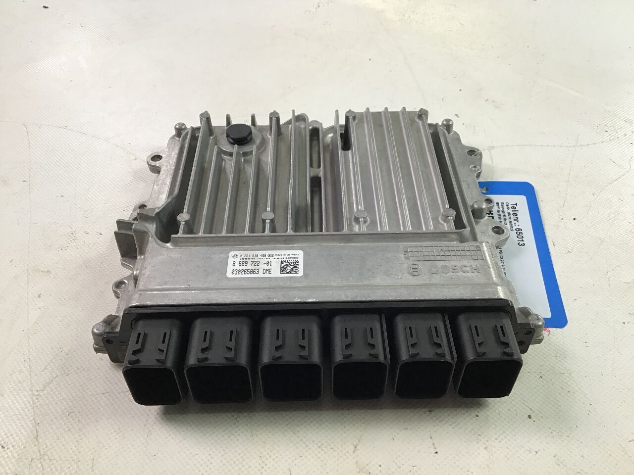 Control unit for engine BMW 3er (F30, F80) 320i  135 kW  184 PS (03.2012-10.2018)