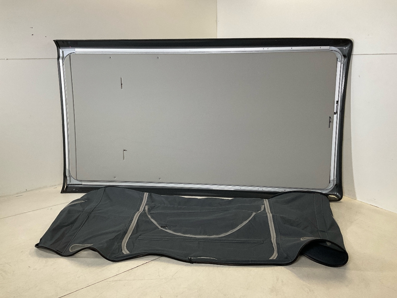 Dach geschlossen VW Transporter T6 California 2.0 TDI 4motion  110 kW  150 PS (04.2015-> ) Dach geschlossen VW Transporter T6 California 2.0 TDI 4motion  110 kW  150 PS (04.2015-> )