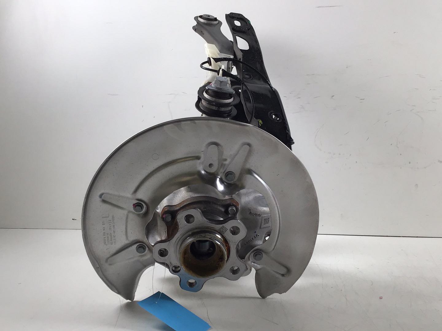 Axă stânga spate BMW X6 (G06, F96) xDrive 40d Mild-Hybrid  250 kW  340 PS (05.2020-> )