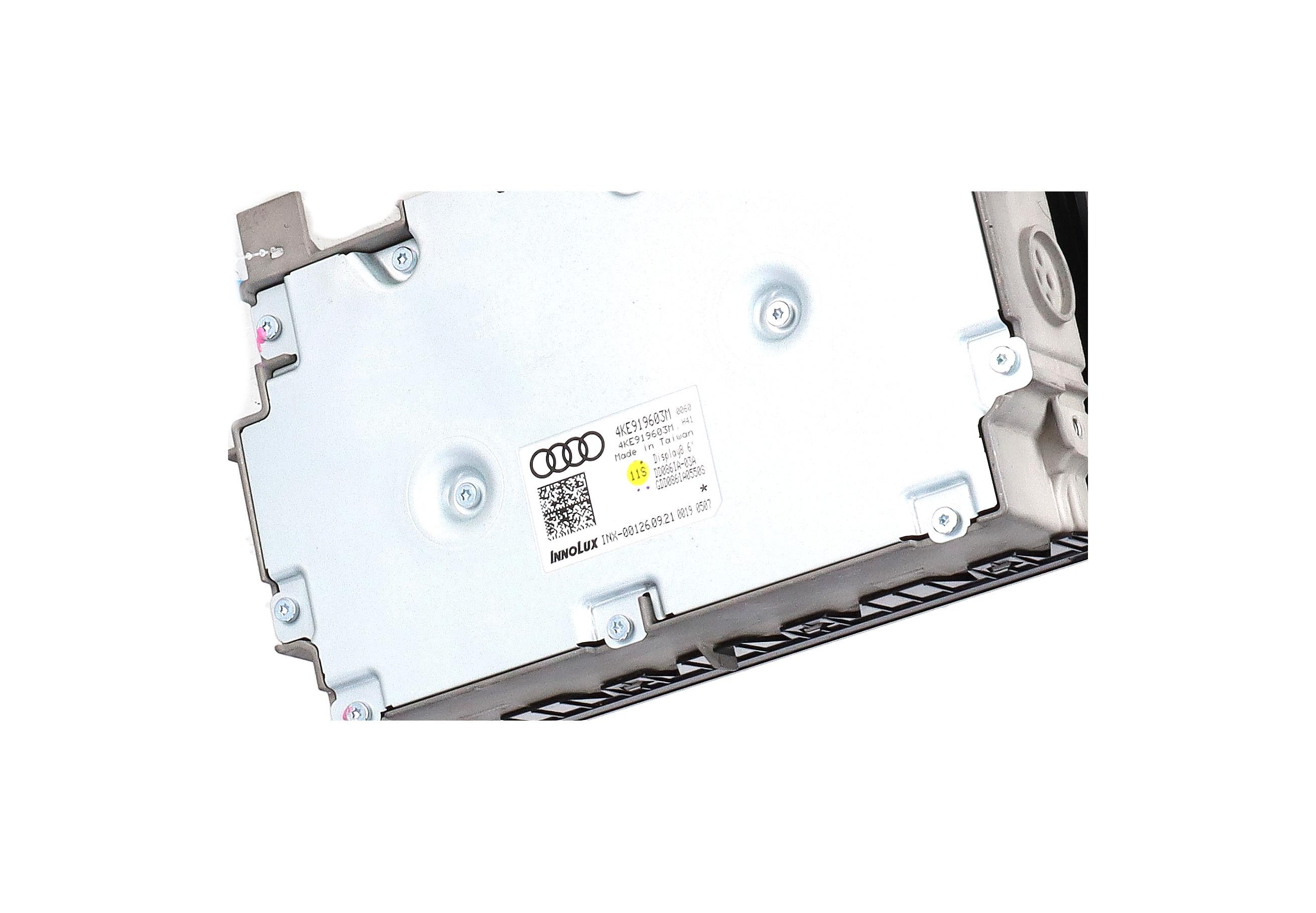 Control panel MMI AUDI e-tron (GEN) Electric quattro  300 kW  408 PS (09.2018-> )