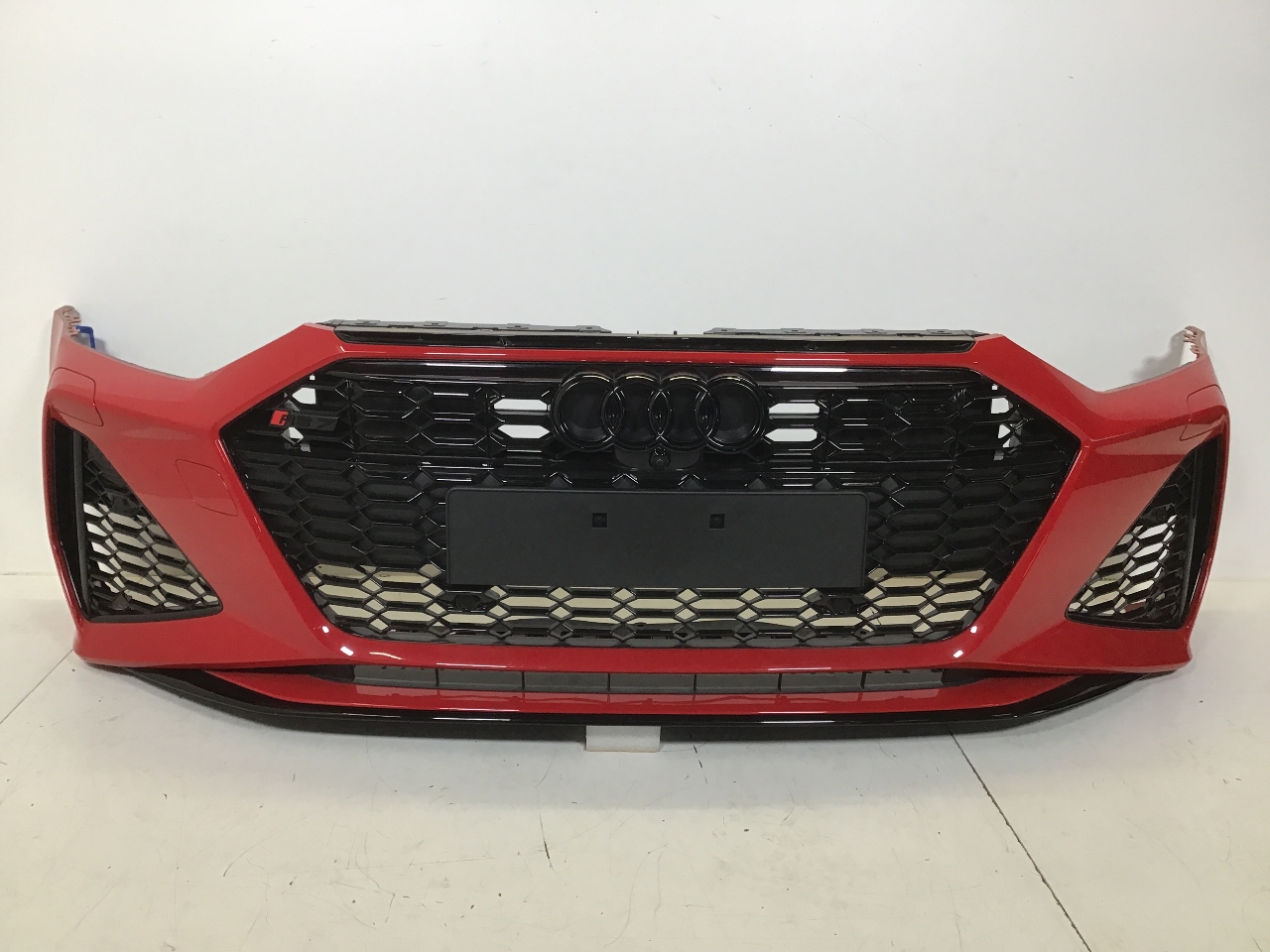 Bumper front AUDI A7 Sportback (4K) RS7 Mild Hybrid quattro  441 kW  600 PS (10.2019-> ) Bumper front AUDI A7 Sportback (4K) RS7 Mild Hybrid quattro  441 kW  600 PS (10.2019-> )