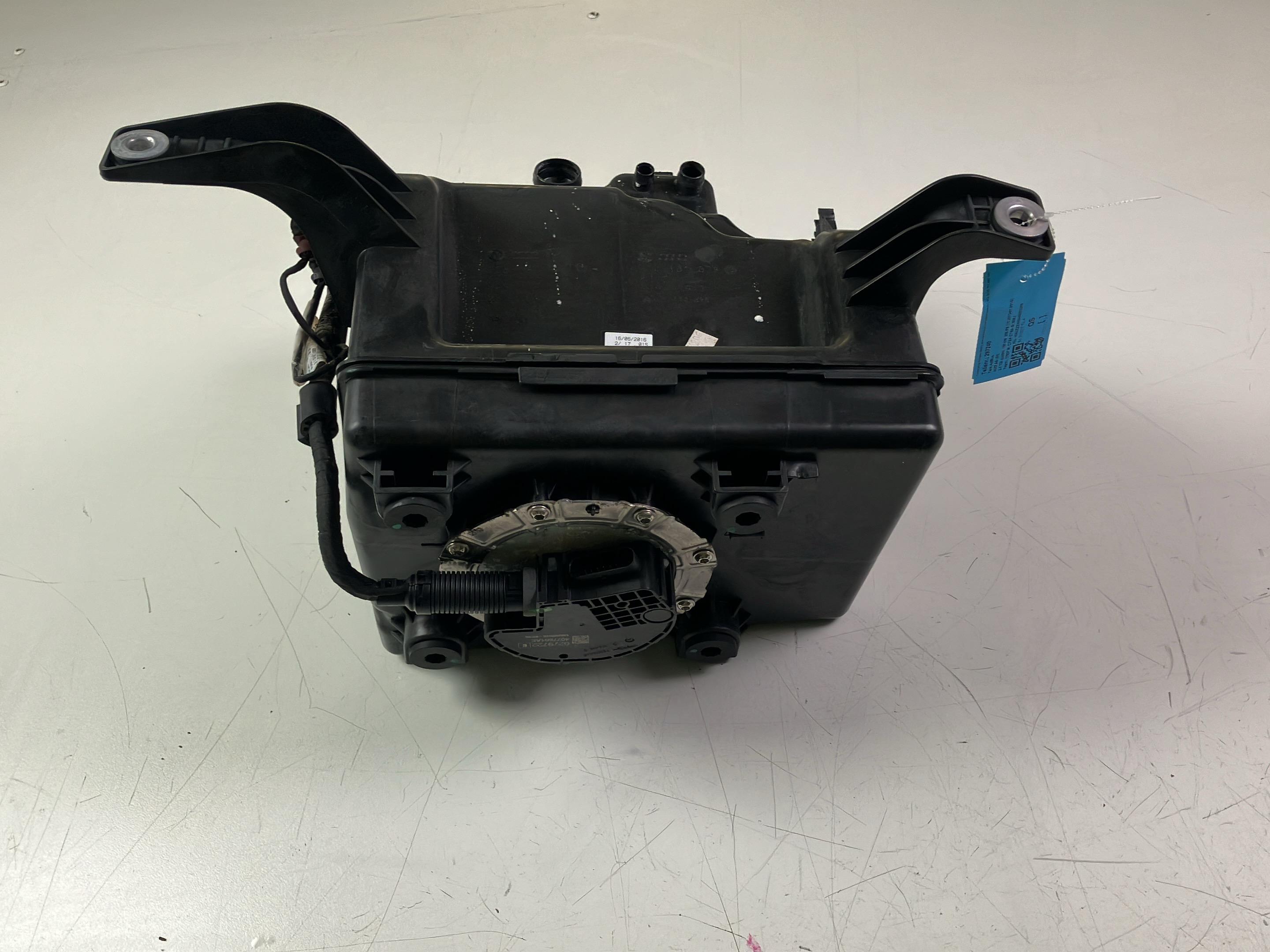 Réservoir AdBlue AUDI A8 (4H) 3.0 TDI quattro  190 kW  258 PS (10.2013-01.2018)