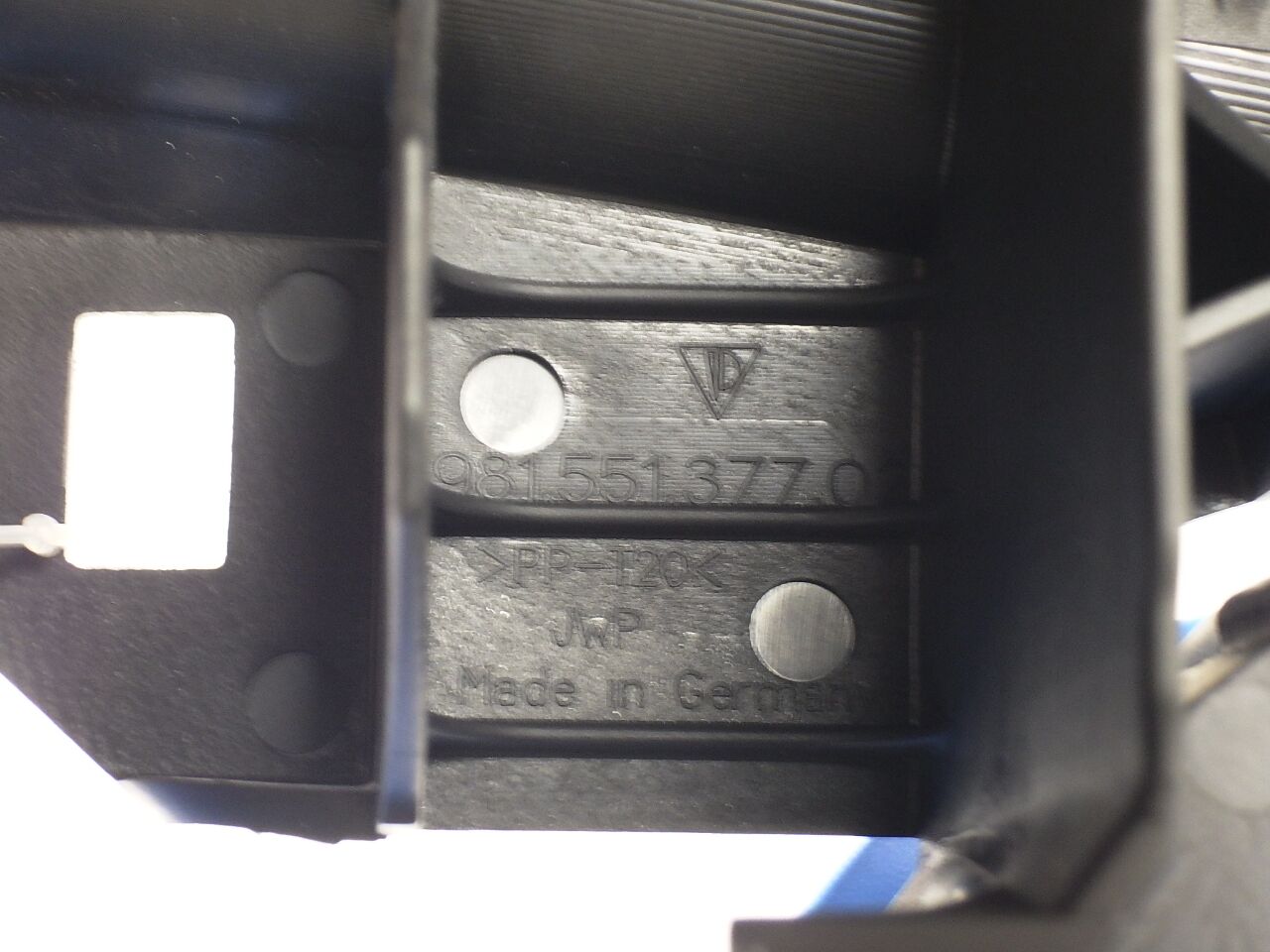 Fuel filler neck PORSCHE Boxster (981) 2.7  195 kW  265 PS (04.2012-> )