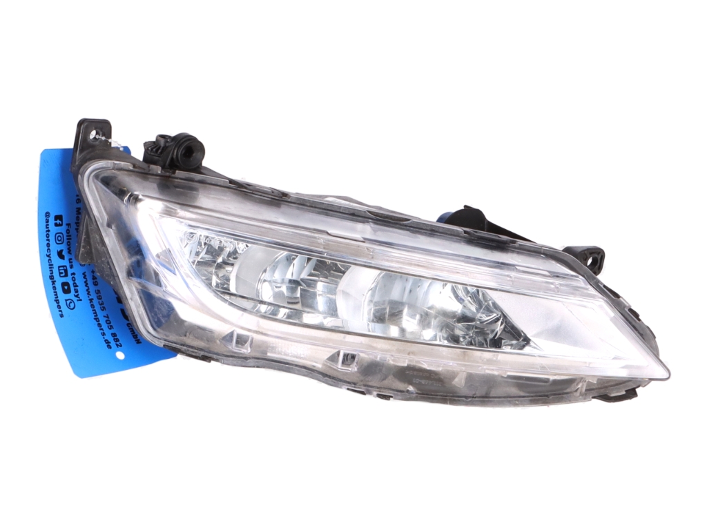 Fog light left SEAT Leon (KL1) 1.4 TSI e-Hybrid  110 kW  150 PS (05.2020-> ) Fog light left SEAT Leon (KL1) 1.4 TSI e-Hybrid  110 kW  150 PS (05.2020-> )