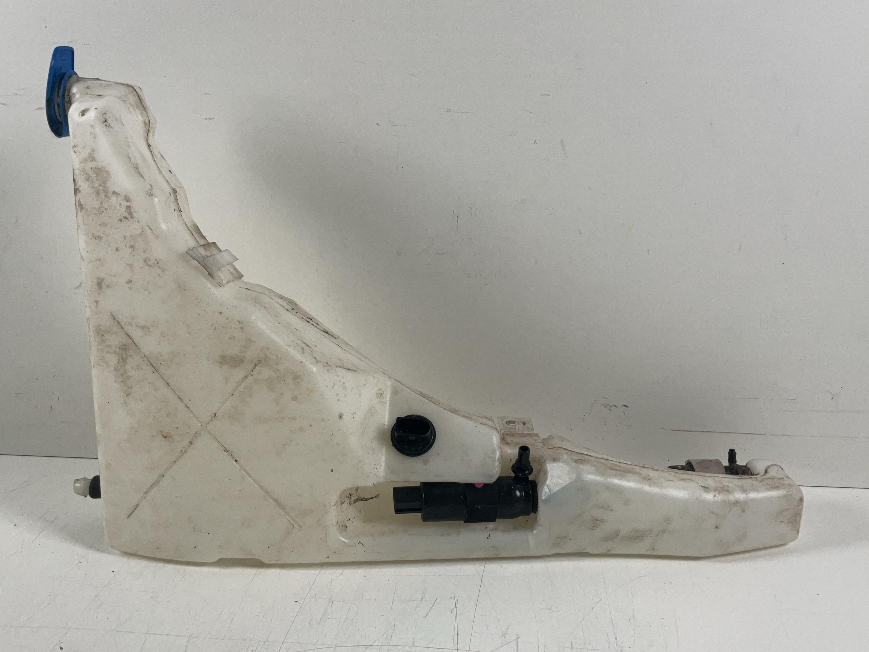 Behälter Scheibenwaschanlage AUDI A8 (4H) 3.0 TDI quattro  190 kW  258 PS (10.2013-01.2018)