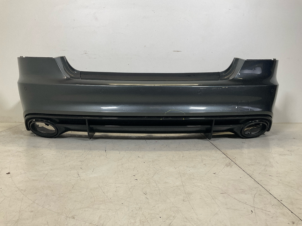 Stoßstange hinten AUDI A7 Sportback (4G) RS7 quattro  412 kW  560 PS (10.2013-04.2018) Stoßstange hinten AUDI A7 Sportback (4G) RS7 quattro  412 kW  560 PS (10.2013-04.2018)