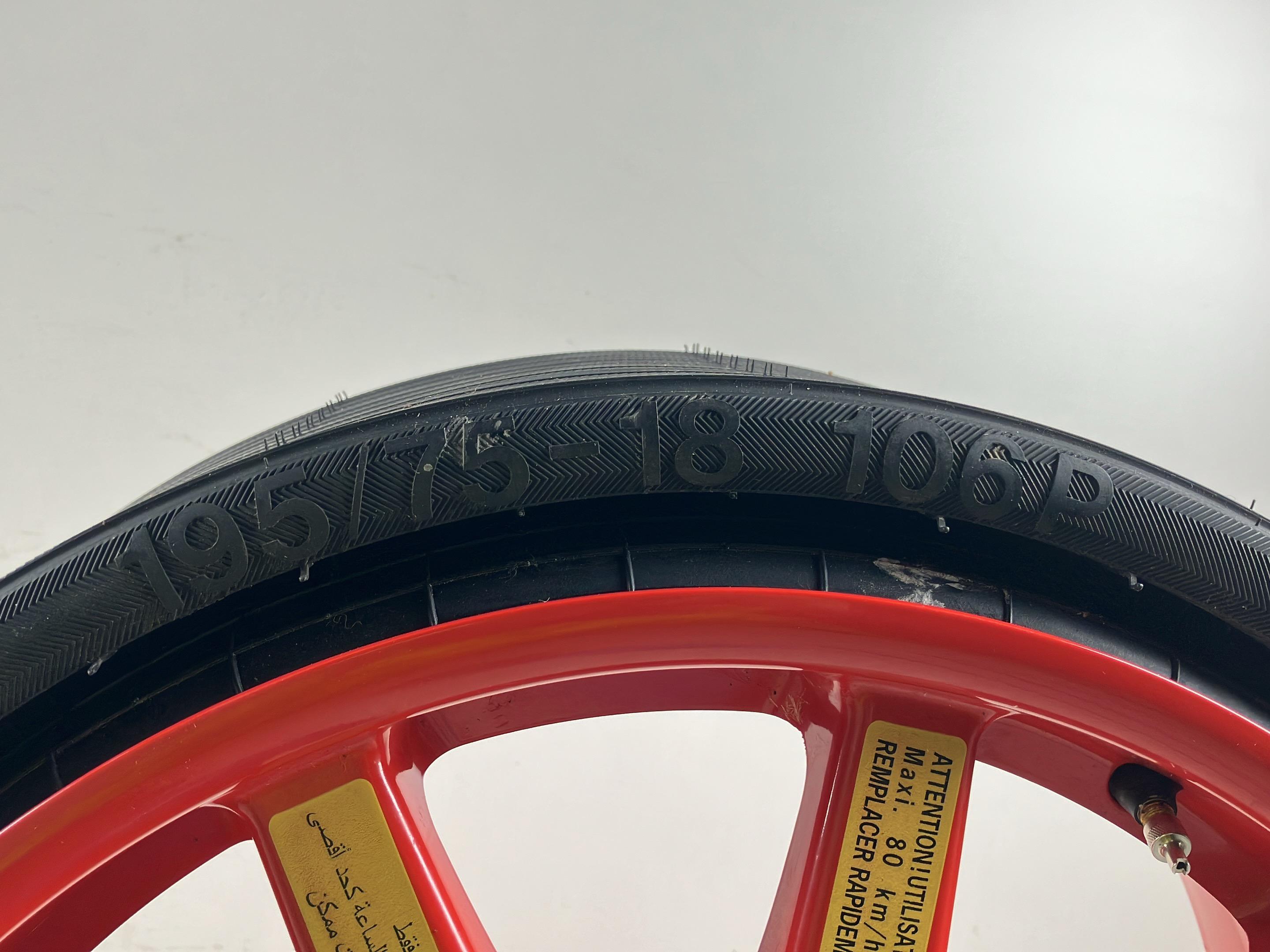 Roue de secours VW Touareg II (7P) 3.0 TDI V6  176 kW  239 PS (01.2010-03.2018)