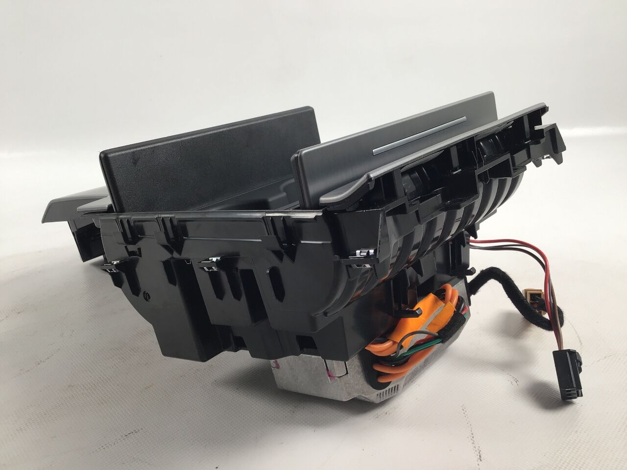 Getränkehalter AUDI A8 (4N) 60 TFSI e quattro  250 kW  340 PS (10.2019-> )