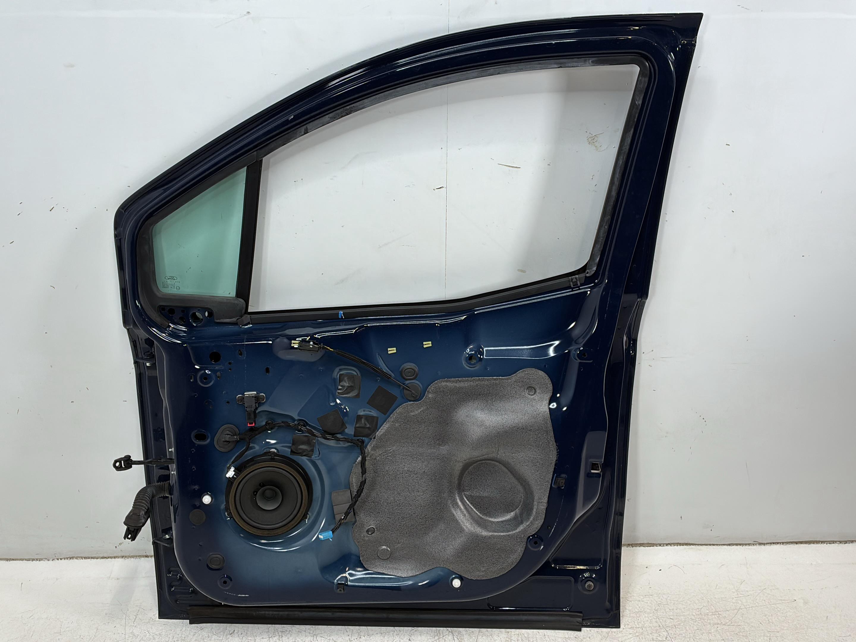 Tür rechts vorne FORD Transit Courier B460 Van 1.0 EcoBoost  74 kW  100 PS (02.2014-> )