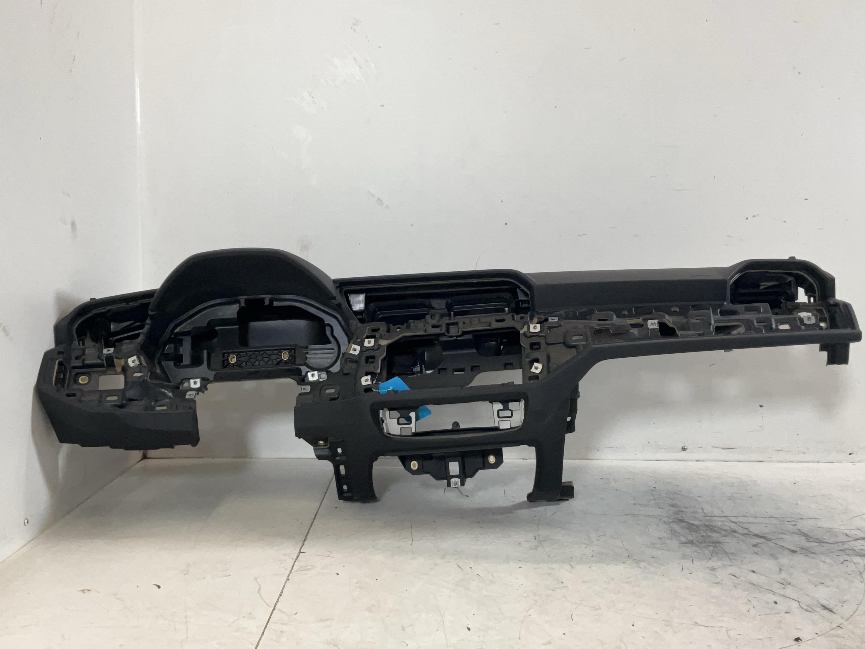 Armaturenbrett AUDI Q3 Sportback (F3N) 2.5 RS quattro  294 kW  400 PS (10.2019-> )