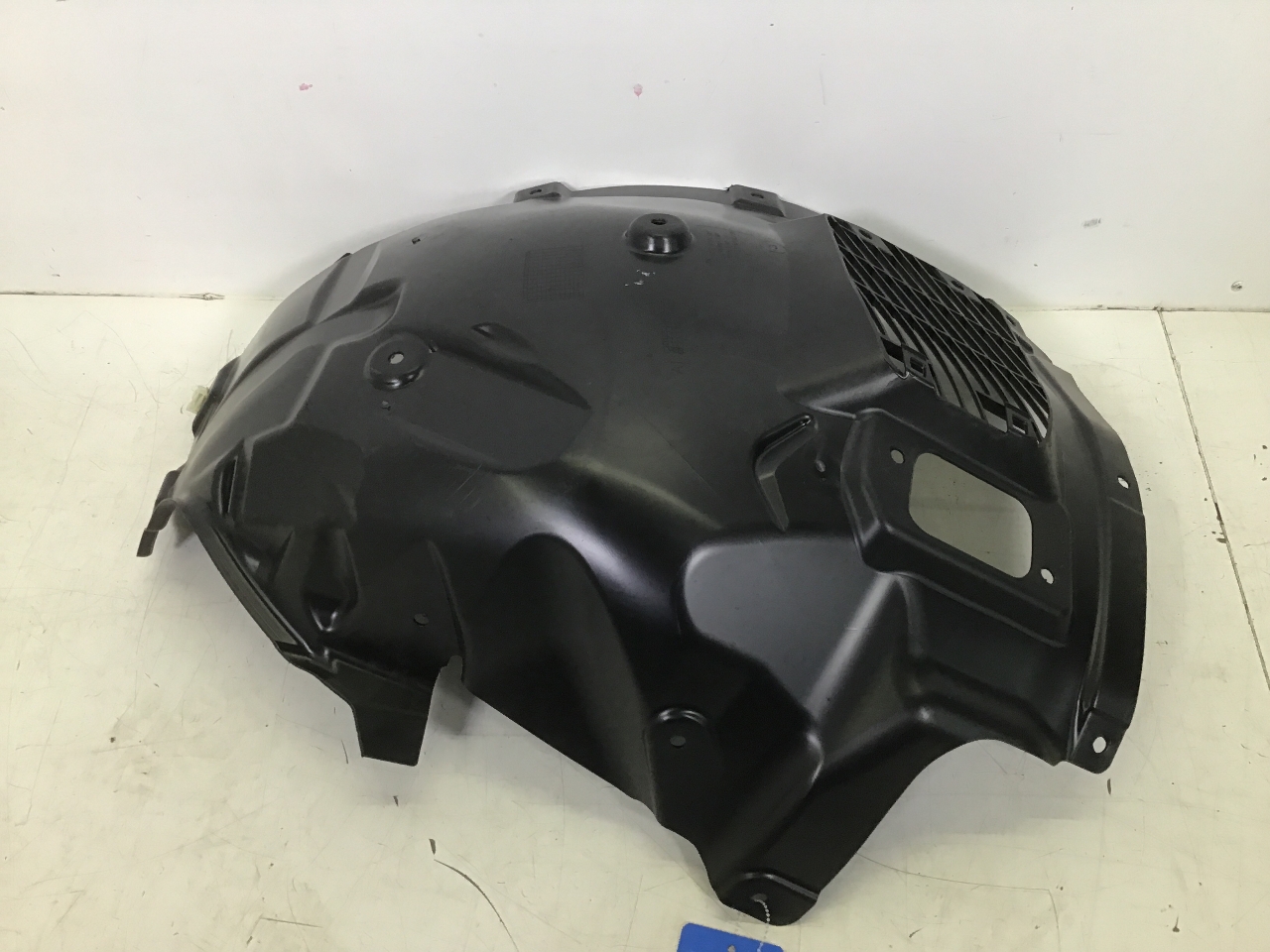 Passage de roue avant droit TOYOTA Supra (DB) 3.0 GR  250 kW  340 PS (03.2019-> )