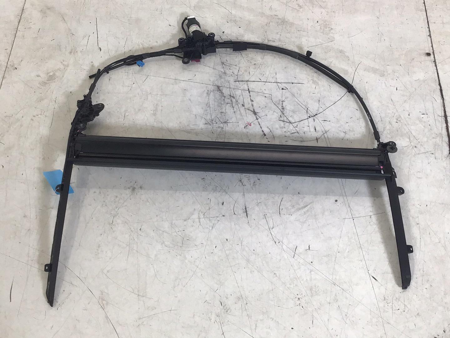 Roleta przeciwsłoneczna lewy tył MERCEDES-BENZ S-Klasse (W222) S500 Maybach  335 kW  455 PS (12.2014-> )