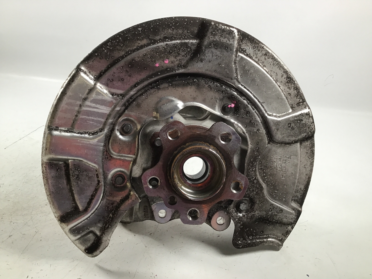 Achsschenkel links hinten BMW 7er (G11, G12) M760Li xDrive  448 kW  610 PS (12.2016-02.2019) Achsschenkel links hinten BMW 7er (G11, G12) M760Li xDrive  448 kW  610 PS (12.2016-02.2019)