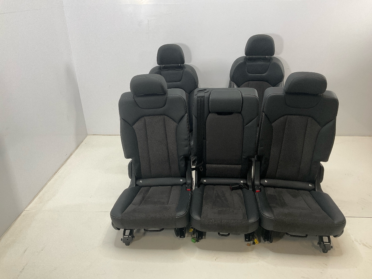 Innenausstattung AUDI Q7 (4M) 3.0 TDI  200 kW  272 PS (06.2015-> ) Innenausstattung AUDI Q7 (4M) 3.0 TDI  200 kW  272 PS (06.2015-> )