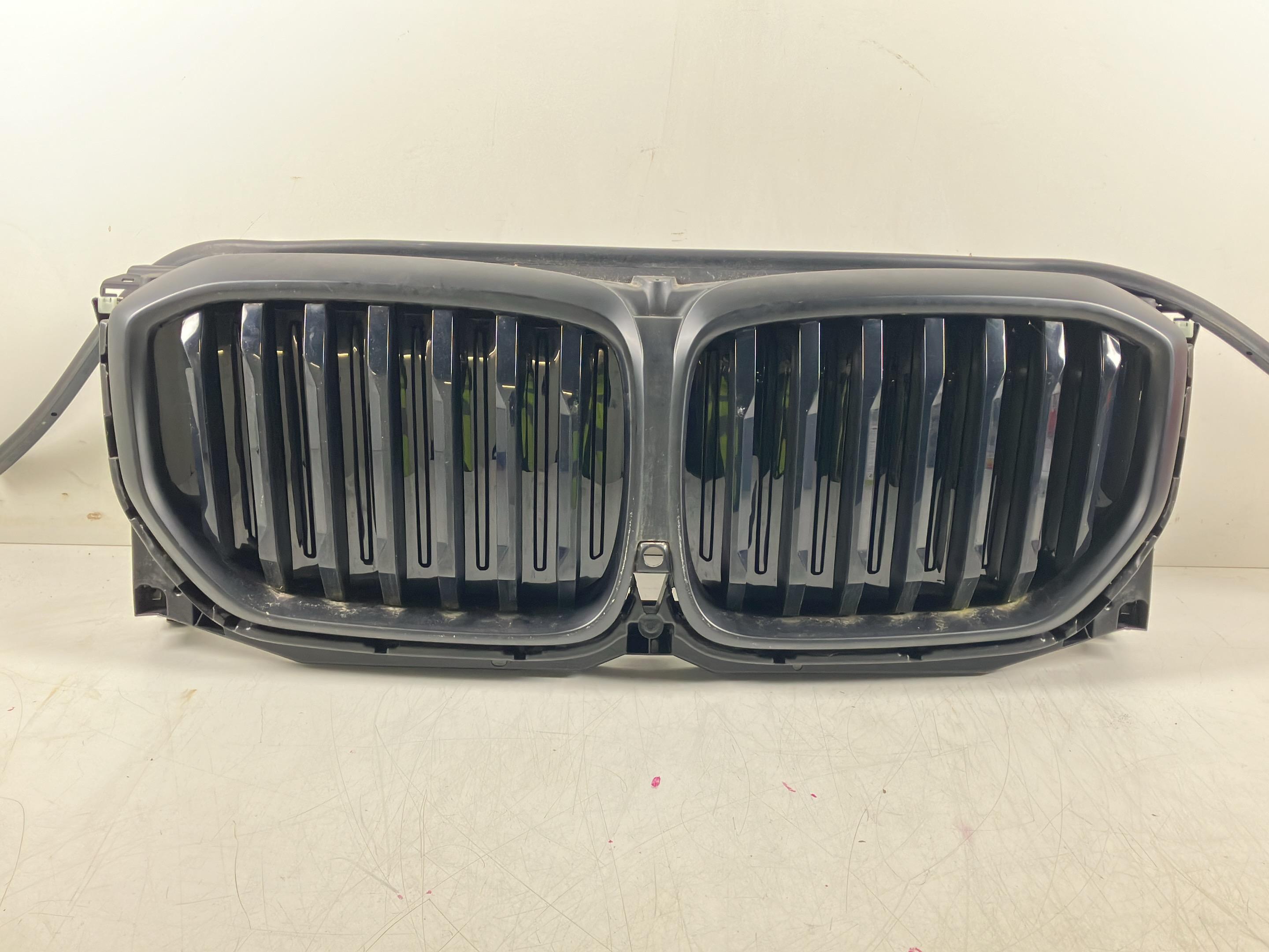Grille de calandre BMW X5 (G05, F95) 50e Plug-in-Hybrid xDrive  360 kW  489 PS (04.2023-> )