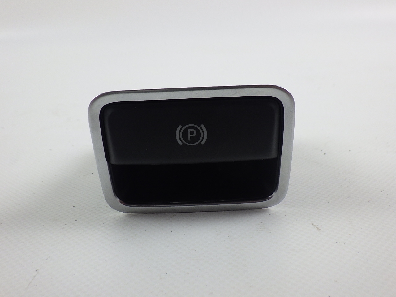 Handbrake lever MERCEDES-BENZ S-Klasse (W222) S 350 BLUETEC  190 kW  258 PS (05.2013-> ) Handbrake lever MERCEDES-BENZ S-Klasse (W222) S 350 BLUETEC  190 kW  258 PS (05.2013-> )