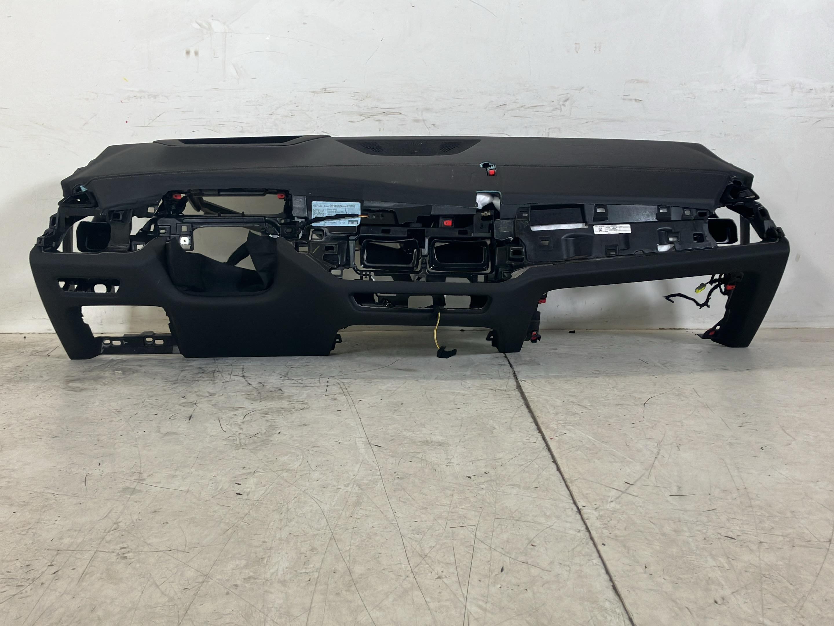 Armaturenbrett BMW X5 (G05, F95) xDrive40d Mild-Hybrid  259 kW  352 PS (06.2023-> )