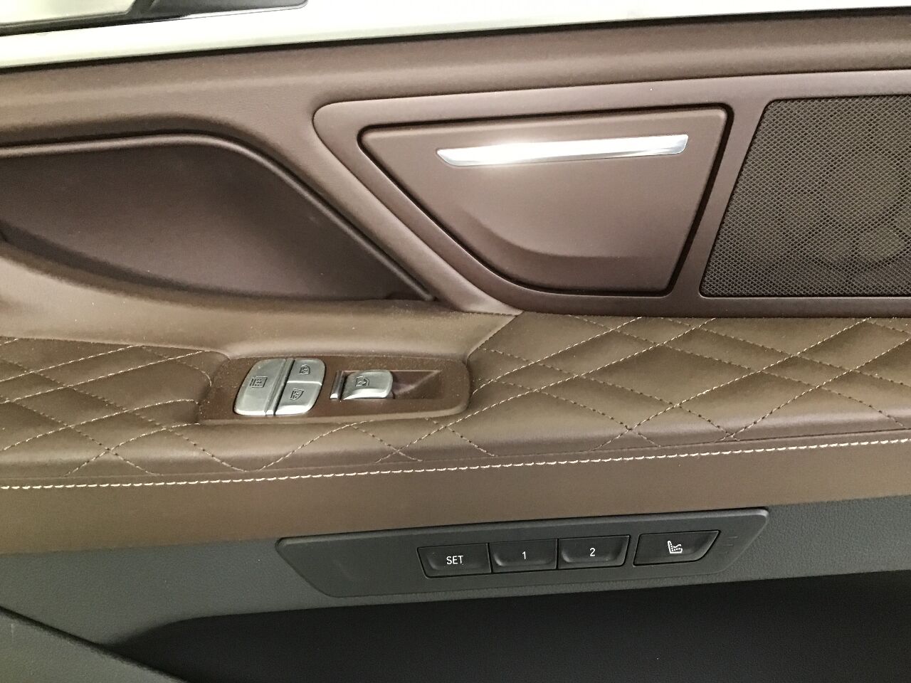Door panelling left rear BMW 7er (G11, G12) 730Li  190 kW  258 PS (11.2015-02.2019)