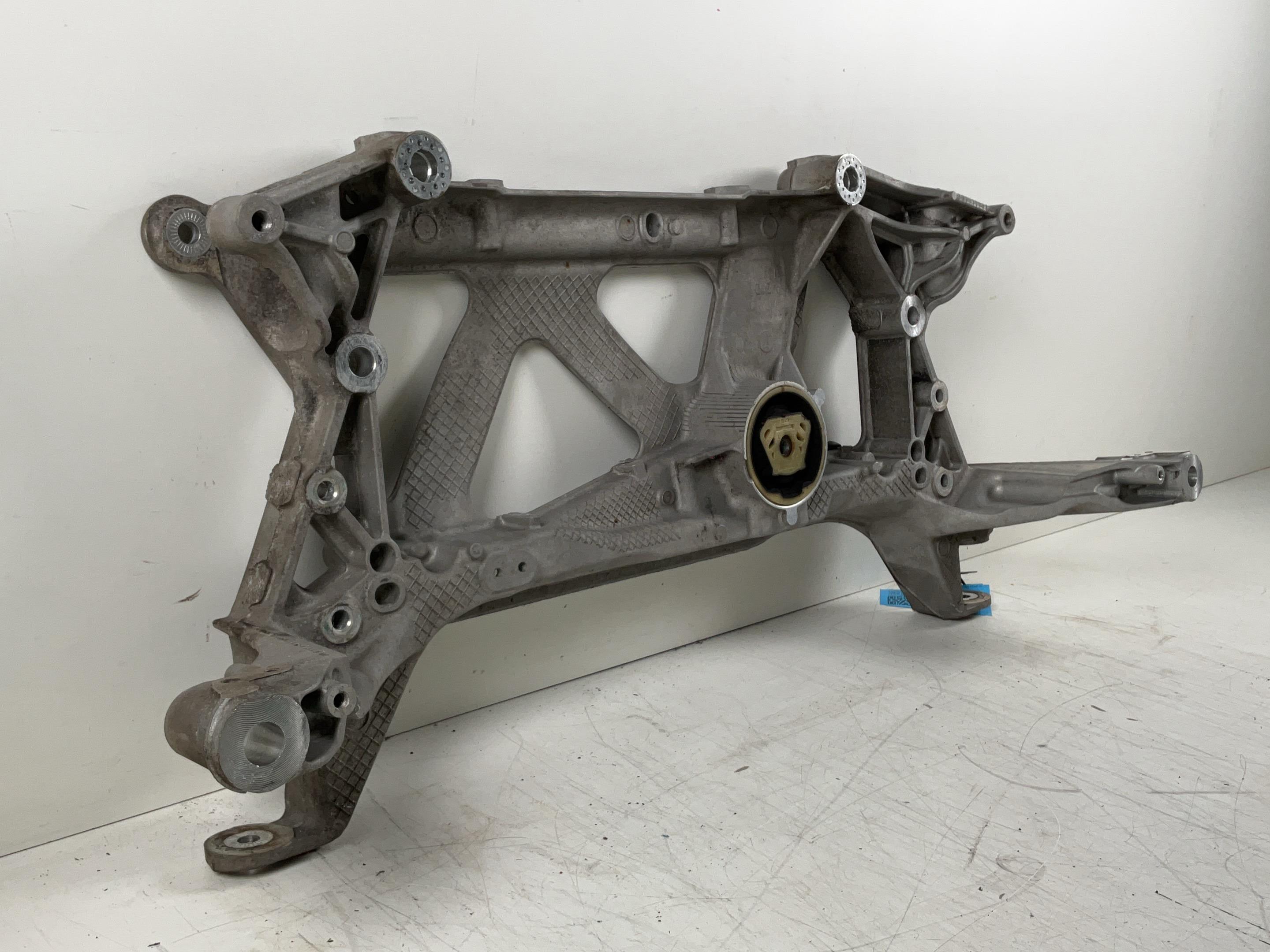Front axle carrier AUDI A3 Sportback (8V) 1.2 TFSI  81 kW  110 PS (05.2014-> )